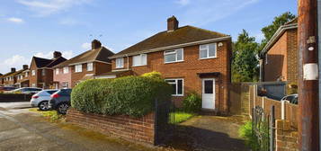 3 bed semi-detached house for sale