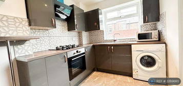 4 bedroom terraced house