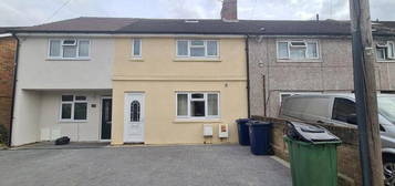 6 bedroom semi-detached house