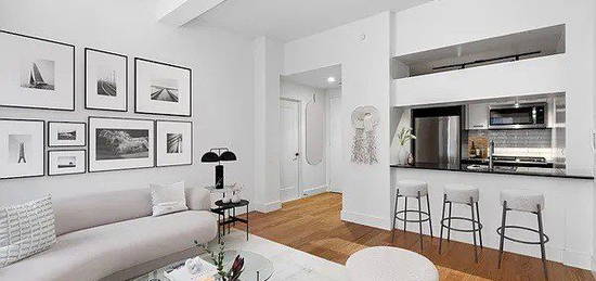 Hanover St Unit Two, New York, NY 10005