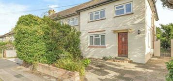 5 bedroom semi-detached house