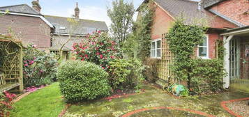 Detached house to rent in Haywards Heath Road, Balcombe, Haywards Heath RH17