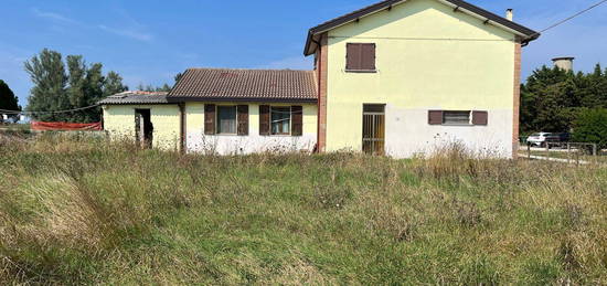 Villa in vendita in via Roma, 5