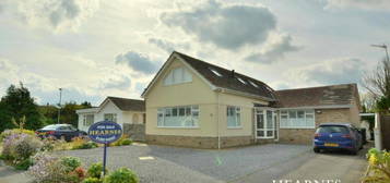 4 bed detached house for sale