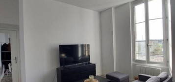 Appartement  à louer, 2 pièces, 1 chambre, 30 m²