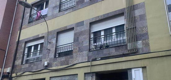 Piso en venta en calle Cardenal Cisneros