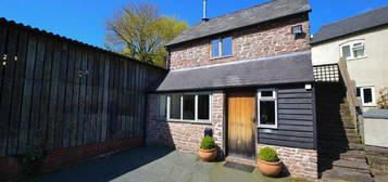 1 bedroom detached house