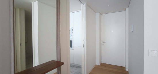 Apartamento T1 para arrendamento em Rua Canto da Maya, Campolide, Lisb