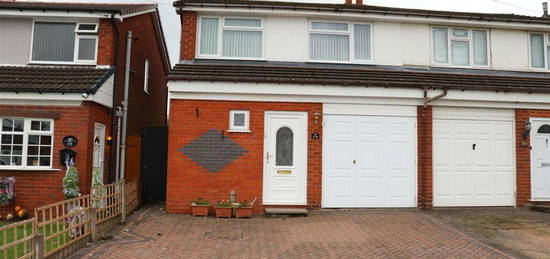 3 bedroom semi-detached house for sale