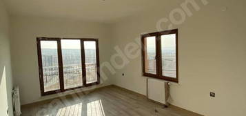 SAHİBİNDEN 2+1 MANZARAYA KARŞI KÖŞEBAŞI DAİRE PARK YANI