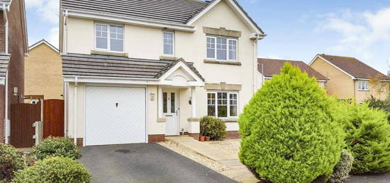 4 bedroom detached house to rent