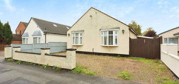 Bungalow for sale in Colby Drive, Leicester, Leicestershire LE4