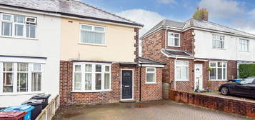 2 bed semi-detached house for sale