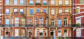 Flat to rent in Bramham Gardens, London SW5