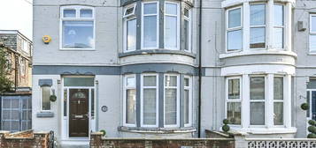 3 bed end terrace house for sale