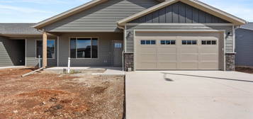 2206 Quartzite Dr, Sturgis, SD 57785