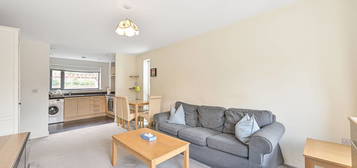 3 bed flat to rent