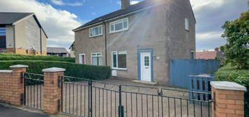 2 bed semi-detached house for sale