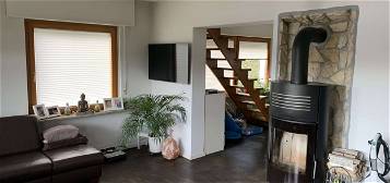 PROVISIONSFREIE, gepflegte 6-Zimmer-Maisonette-Wohnung mit Balkon und EBK in Ostfildern