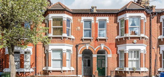 Flat to rent in Kinsale Road, Peckham Rye, London SE15