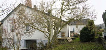 4-Zimmer-Einfamilienhaus mit Garage, Stellplatz und Garten in Schwindkirchen