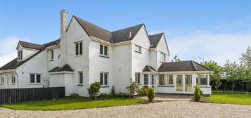 8 bedroom detached house for sale