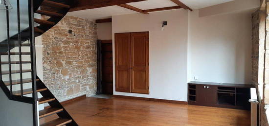 Location appartement 4 pièces 92 m²