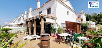 Casa adosada en venta en La Cala del Moral