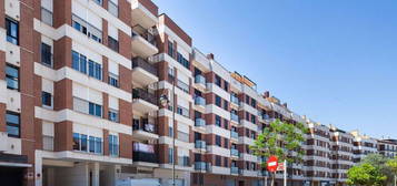 Piso en venta en calle Requena