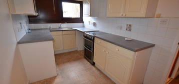 2 bed flat to rent