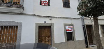 Chalet adosado en venta en calle Cádiz