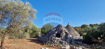 Trullo in vendita in strada Comunale Corcione