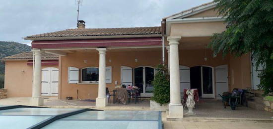 Villa 184m², 5 chambres, terrain 1635m², Piscine,Garage à Saint martin d'ardèche 585 000HAI