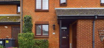 Terraced house for sale in Norwich Crescent, Rayleigh, Essex SS6