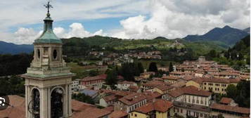 Quadrilocale buono stato, secondo piano, Caprino, Caprino Bergamasco