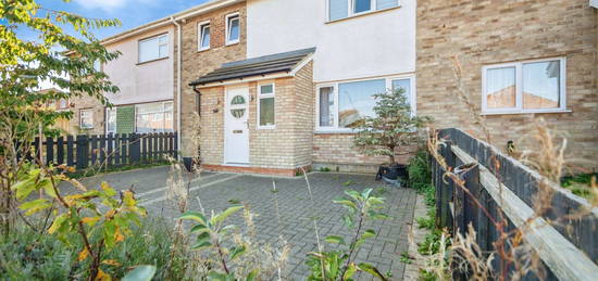 4 bed terraced house for sale