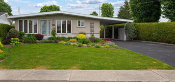 1050, 3e Avenue
Acton Vale