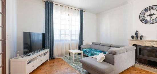 Maison  à vendre, 6 pièces, 3 chambres, 135 m²