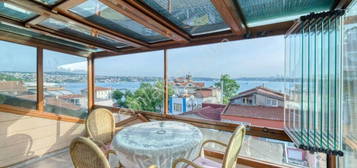 Beykoz yalikoyde deniz manzaral satlk 5 katl villa