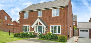 4 bed detached house for sale