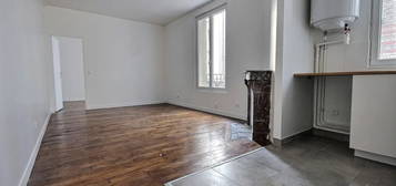 Appartement  à louer, 2 pièces, 1 chambre, 38 m²