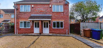 2 bedroom semi-detached house for sale