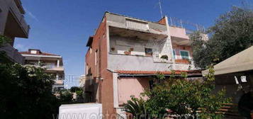 Villa o villino Pomezia [A4311332]