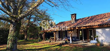 Maison de plain-pied meublée  à louer, 4 pièces, 3 chambres, 118 m²