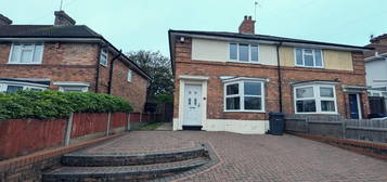 End terrace house to rent in Tottenham Crescent, Kingstanding, Birmingham B44