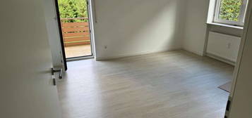 Langer Stein 1, Eppelheim, schöne 2 ZKB Wohnung mit großem Balkon und Garten!