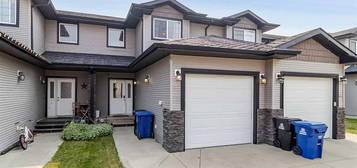 70 W Parkway Dr, Blackfalds, AB T4M 0G4
