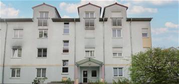 Kapitalanlage: Vermietete 2-Zimmer-Wohnung mit Balkon, Personenaufzug und Stellplatz