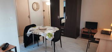 Particulier loue studio 30 m² proche IUT