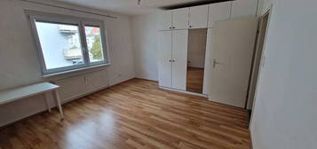 Perfekte WG Wohnung - alle Zimmer zentral begehbar